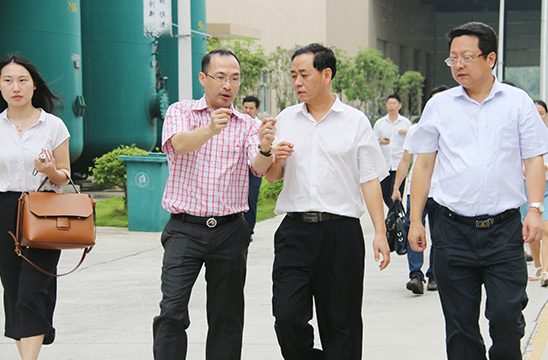 翁玉耀，福建省工业和信息化厅党组书记、厅长，时任莆田市市长