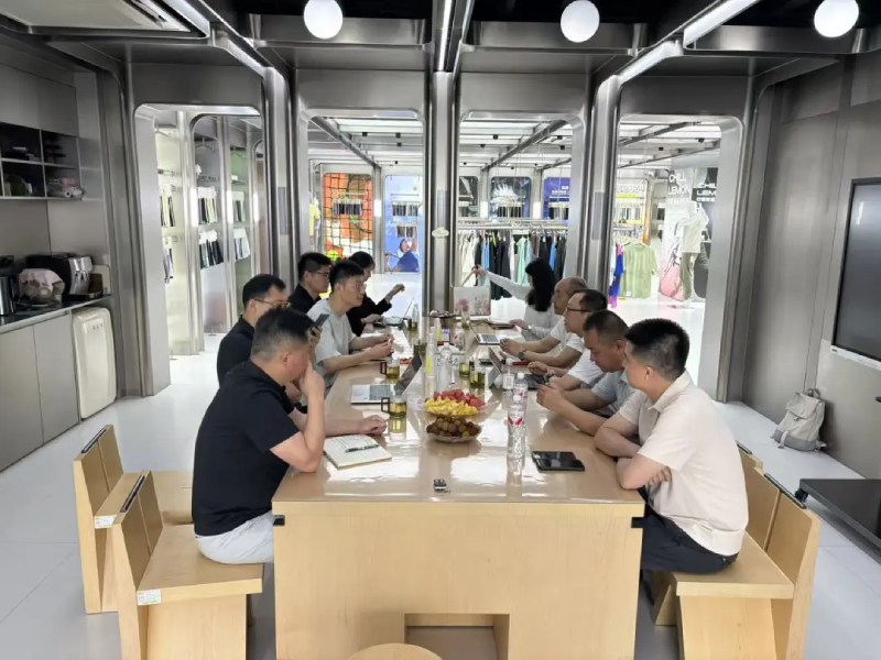 深耕产业集群 聚力协同发展——永荣股份携手中国纺织信息中心开展锦纶产品开发万里行活动